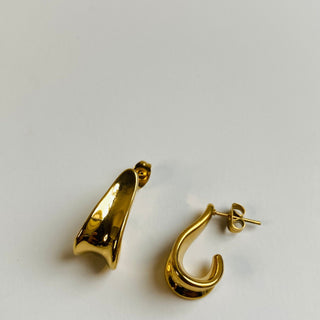 ARETES GOLDIE ARRACADA EN GOTA